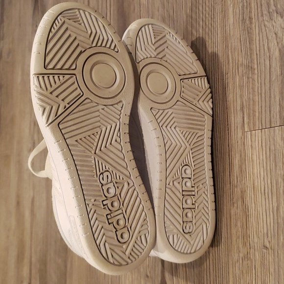 Adidas court sneaker - women's size 6.5, white - Picture 3 of 3